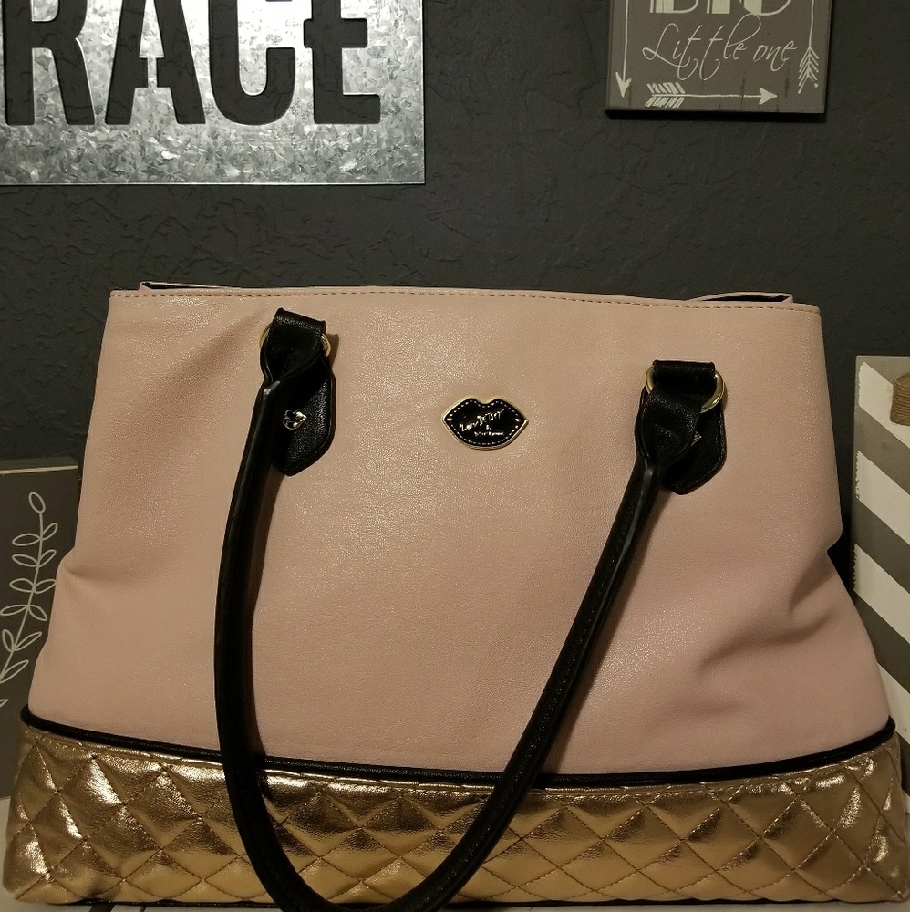 Like new Betsey bag